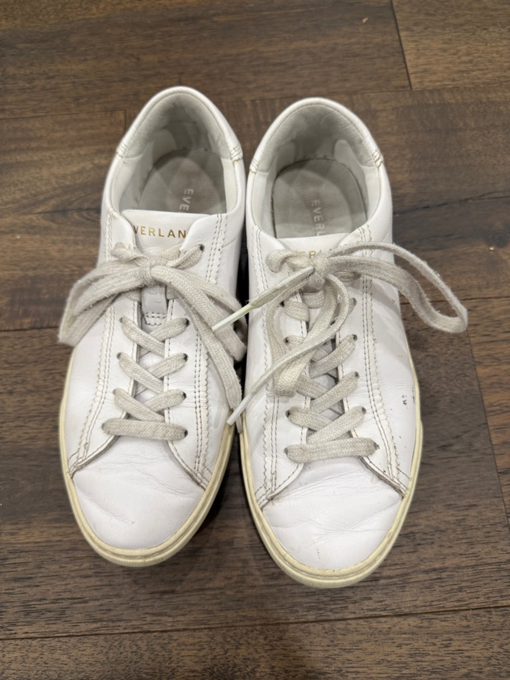Everlane White Leather Sneakers with Neutral Laces